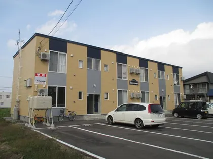 クレセント【1階】の外観