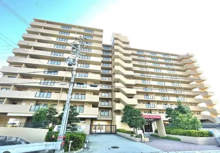 ロワイヤル網干駅前の画像