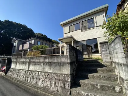 滋賀県大津市石山寺2丁目【一戸建】の外観