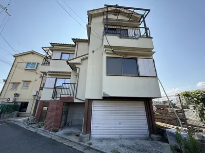 大阪府高槻市柱本1丁目【一戸建】の外観