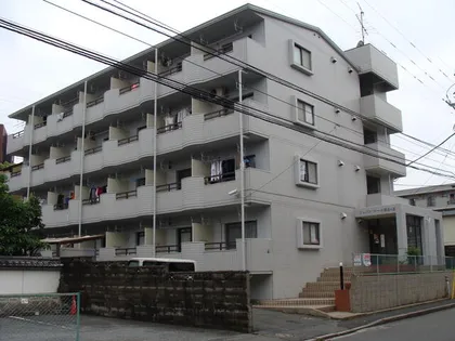 福岡県北九州市八幡西区医生ケ丘【マンション】の外観