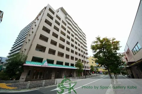 神戸アスタカレッジハイツ【9階】の外観