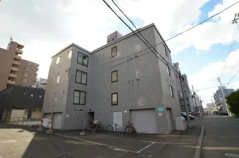 ミレニイの画像