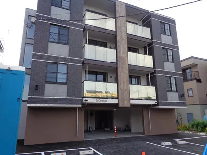 北海道札幌市東区北十八条東5丁目【マンション】の外観