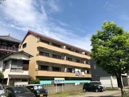 メゾンカワシマの画像