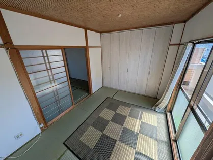 山岡ビルの画像