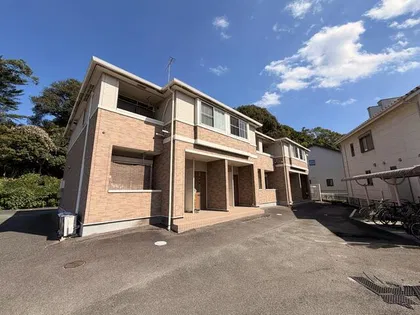 クレストール川島の画像
