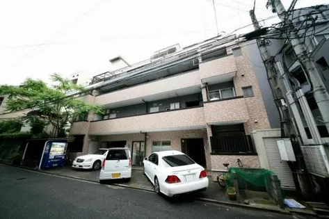 ハッピーフォーエバー六本松【101号室】の外観