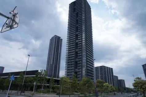 照葉ザ・タワー【32階】の外観