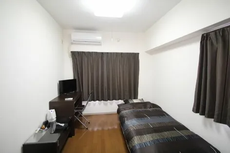 ライベストコート白金の画像