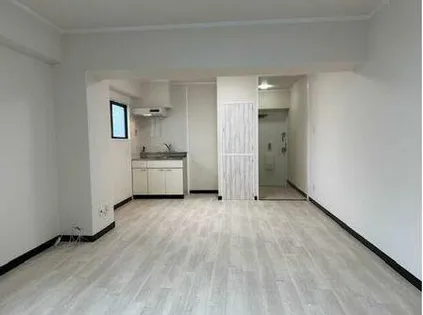 秋吉ビル【403号室】の外観