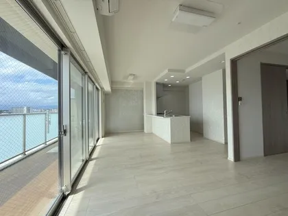 プレサンスロジェ博多駅北の画像