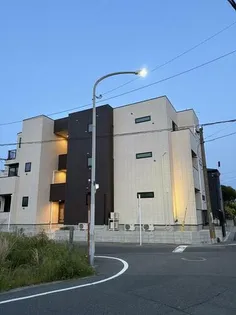 CHRONO桜並木の画像