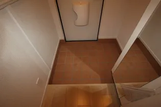 シエロⅡ【104号室】の玄関