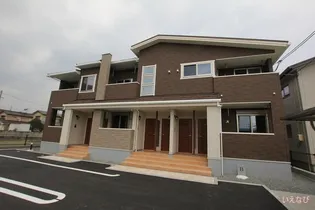 エミネンス B【101号室】の外観