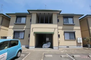 エムアールイー E棟【101号室】の外観