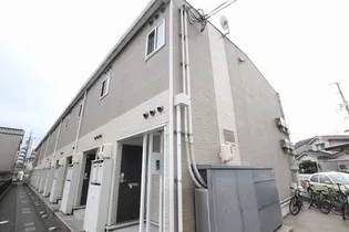 レオパレスフリージア山手【102号室】の外観