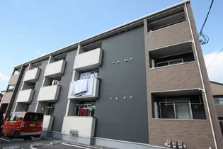 アドラブールの画像