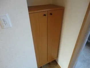 グランシャリオ【203号室】の玄関