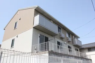 ルミエール クリハラE【101号室】の外観