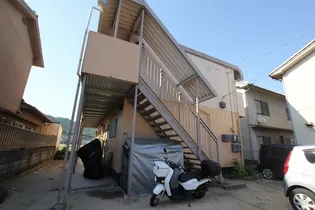 レピュート石丸の画像