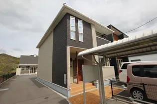 カレントA【201号室】の外観