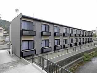 レオパレスまつおか【204号室】の外観