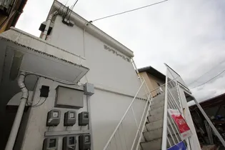 コンフレール高【101号室】の外観