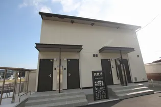 コンフォート W棟【201号室】の外観