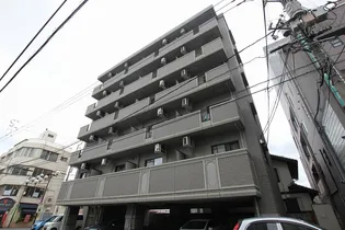 シャングリ・ラ霞【602号室】の外観