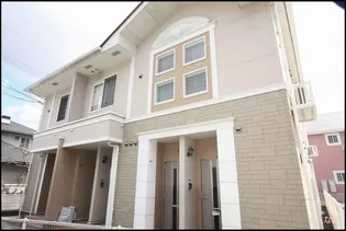 アール・ド・ヴィーヴルC【103号室】の外観