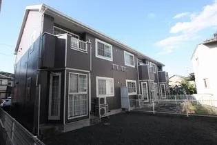 ラ・ファミリア【102号室】の外観