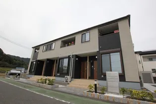 アヴニール【101号室】の外観