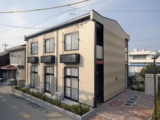 レオパレスラパン【102号室】の外観