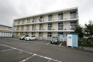 レオパレスラポール松福【206号室】の外観