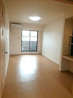 ルーベル柞原【201号室】の居間