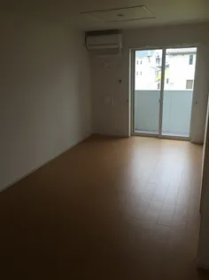 ル レーヴ【205号室】の居間