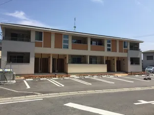 ラベリーズ 八幡の画像