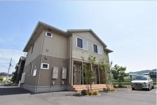 御所アリビオ B棟【203号室】の外観
