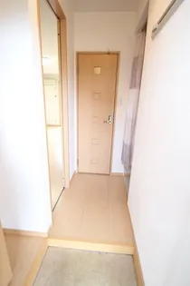 コンフォート イースト【102号室】の玄関