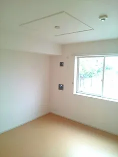 ル レーヴ【101号室】の居間