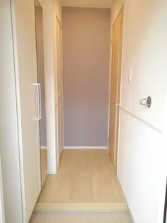 カサ ミラ【102号室】の玄関