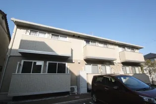 リーバス・E・イノセント B棟【103号室】の外観