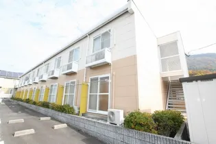 レオパレスニュー屋島【104号室】の外観