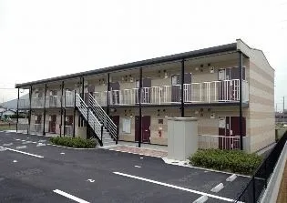 レオパレス桜坂【207号室】の外観