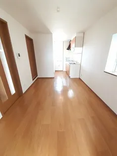 ハート フォートB【201号室】の居間