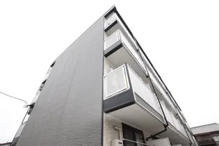 レオパレスフォンテーヌ高松【403号室】の外観