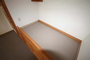 レオパレスワイドフォレスト【205号室】の寝室