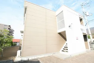 レオパレスコンフォール屋島【105号室】の外観