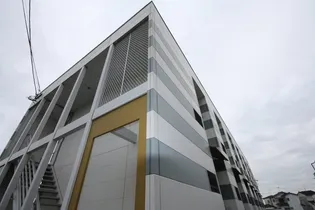 レオパレス川島【208号室】の外観